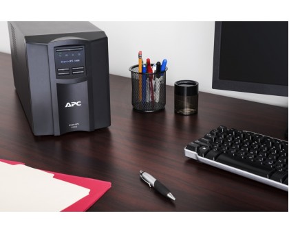 ИБП APC Smart-UPS 1000VA/700W, LCD, USB, SmartConnect, 8xC13 ИБП APC Smart-UPS 1000VA/700W, LCD, USB, SmartConnect, 8xC13