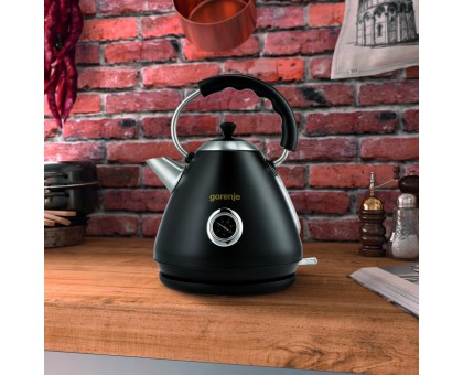 Электрочайник Gorenje 1.7л, пластик, черный