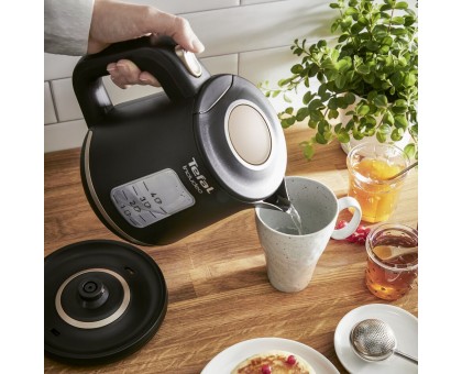 Електрочайник Tefal Includeo 1л, пластик, чорний