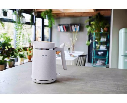 Электрочайник Philips Eco Conscious Edition, 1.7л, биопластик, LED подсветка, белый матовый