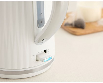 Электрочайник Russell Hobbs Eden, 1.7л, нержавеющая сталь, пластик, белый Электрочайник Russell Hobbs Eden, 1.7л, нержавеющая сталь, пластик, белый