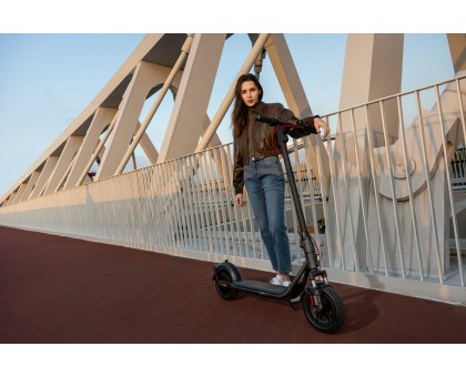 Електросамокат Segway-Ninebot F2 PRO E II, чорний