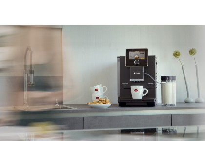 Кофемашина NIVONA CafeRomatica 2.2л, зерно + молоко, автомат.капучинатор, аторецептов - 9, черный