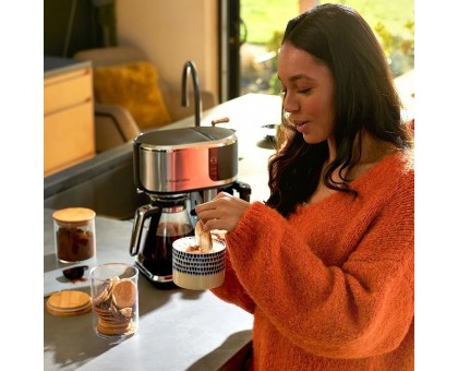 Кофеварка Russell Hobbs капельная Attentiv Coffee Bar 1.5л, молотый, LED-дисплей, черно-металл Кофеварка Russell Hobbs капельная Attentiv Coffee Bar 1.5л, молотый, LED-дисплей, черно-металл