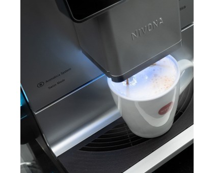 Кавомашина Nivona CafeRomatica 2.2л, зерно + мелена, автомат.капучинатор, авторецептів - 9, чорно - срібний Кавомашина Nivona CafeRomatica 2.2л, зерно + мелена, автомат.капучинатор, авторецептів - 9, чорно - срібний