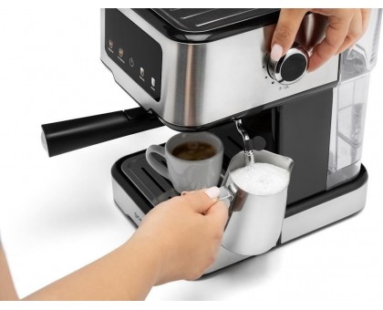 Кавоварка Gorenje ріжкова 1.5л, мелена, ручний капучинатор, нерж