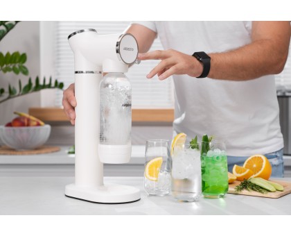 Сифон для газирования воды Ardesto, подключение баллона-резьба, бутылка 1л, рычаг, белый Сифон для газирования воды Ardesto, подключение баллона-резьба, бутылка 1л, рычаг, белый