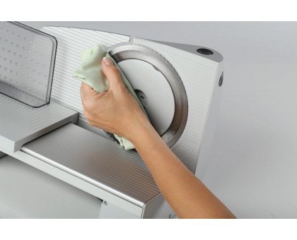 Слайсер Gorenje R607A/110 Вт/ пульс-режим/товщина нарізки- 1-15 мм/корпус- пластик + метал Слайсер Gorenje R607A/110 Вт/ пульс-режим/товщина нарізки- 1-15 мм/корпус- пластик + метал