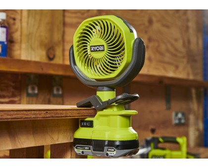 Вентилятор акумуляторний Ryobi ONE+ RCF18-0 18В 3400об·хв 2 швидкості поворотний 0.4кг без АКБ та ЗП Вентилятор акумуляторний Ryobi ONE+ RCF18-0 18В 3400об·хв 2 швидкості поворотний 0.4кг без АКБ та ЗП