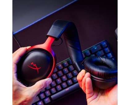 Гарнитура игровая HyperX Cloud III, mini-jack/USB-A/USB-C, 1.2м/1.3м, черно-красный Гарнитура игровая HyperX Cloud III, mini-jack/USB-A/USB-C, 1.2м/1.3м, черно-красный