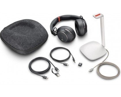 Гарнитура компьютерная стерео On-ear Poly Voyager Surround 85-M с подставкой для подзарядки, BT 5.3, USB-A, USB-C, 3.5 мм, 10 x Omni-mic, ANC, SoundGuard Digital, Smart sensor, сертификаты Microsoft Teams, Microsoft Teams Open Office, Zoom, fast charge, ч Гарнитура компьютерная стерео On-ear Poly Voyager Surround 85-M с подставкой для подзарядки, BT 5.3, USB-A, USB-C, 3.5 мм, 10 x Omni-mic, ANC, SoundGuard Digital, Smart sensor, сертификаты Microsoft Teams, Microsoft Teams Open Office, Zoom, fast charge, ч
