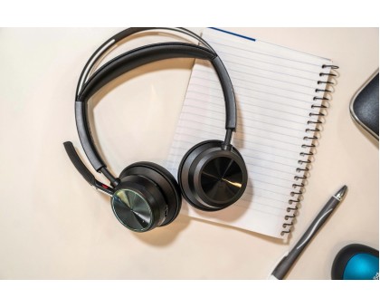 Гарнитура компьютерная стерео On-ear Poly Voyager Focus 2, USB-A, Bluetooth, всенаправленный, ANC, Acoustic fence, черный Гарнитура компьютерная стерео On-ear Poly Voyager Focus 2, USB-A, Bluetooth, всенаправленный, ANC, Acoustic fence, черный