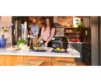 Мультипечь Russell Hobbs SatisFry Air&Grill, 1745Вт, чаша-5.5л, сенсорное управл., алюминий/пластик, черно-оранжевый