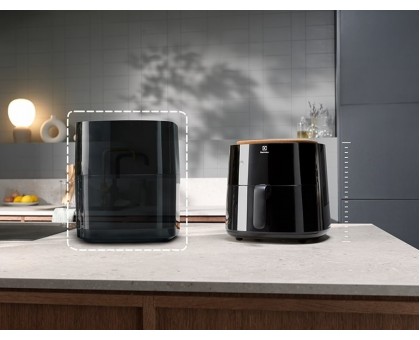 Мультипіч Electrolux 1500Вт, чаша-5л, сенсорне керування, 5 авто. програм, пластик, чорний