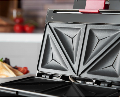 Сендвічмейкер Russell Hobbs, 750Вт, 1 пластина-сендвіч, корпус-пластик, чорний Сендвічмейкер Russell Hobbs, 750Вт, 1 пластина-сендвіч, корпус-пластик, чорний