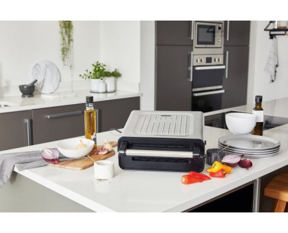 Гриль George Foreman прижимний Smokeless Grill 1575Вт, темп. режимів-1, з`ємні пластини, пластик, чорний Гриль George Foreman прижимний Smokeless Grill 1575Вт, темп. режимів-1, з`ємні пластини, пластик, чорний