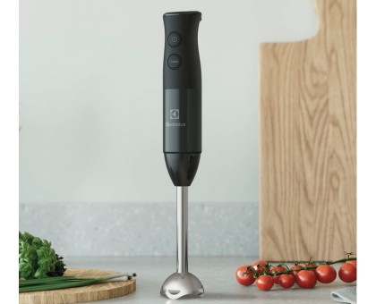 Блендер Electrolux E3HB1-4GG погружной 400Вт, 1в1, чаша-600мл, черный Блендер Electrolux E3HB1-4GG погружной 400Вт, 1в1, чаша-600мл, черный