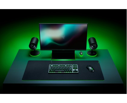 Ігрова поверхня Razer RZ02-03330400-R3M1 Gigantus V2, XXL (940x410x4мм), чорний