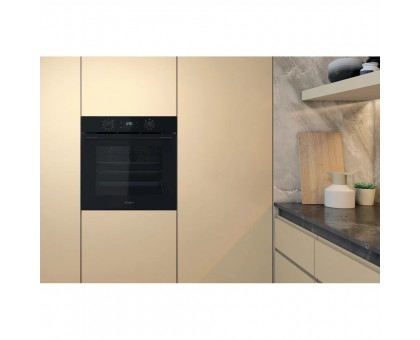 Духова шафа Whirlpool OMK58HU1B електрична, 71л, A+, дисплей, конвекція, телескопічні напрямні, чорний
