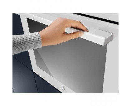 Духовой шкаф Electrolux EOE8P39WV электрический, 72л, A+, пар, дисплей, конвекция, пиролиз, телескопические направляющие, белый
