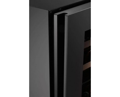 Холодильник Philco PW17GDFB для вина, 85х29.5х57, холод.отд.-47л, зон - 2, бут-17, диспл, подсветка, черный Холодильник Philco PW17GDFB для вина, 85х29.5х57, холод.отд.-47л, зон - 2, бут-17, диспл, подсветка, черный