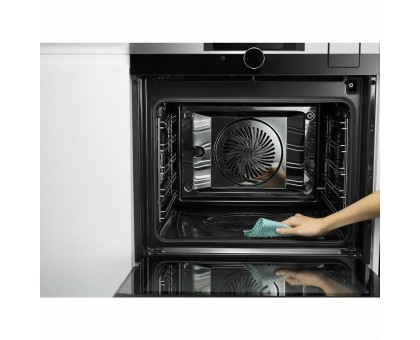 Спрей Electrolux M3OCS301 для очистки духовых шкафов и СВЧ, 300мл Спрей Electrolux M3OCS301 для очистки духовых шкафов и СВЧ, 300мл
