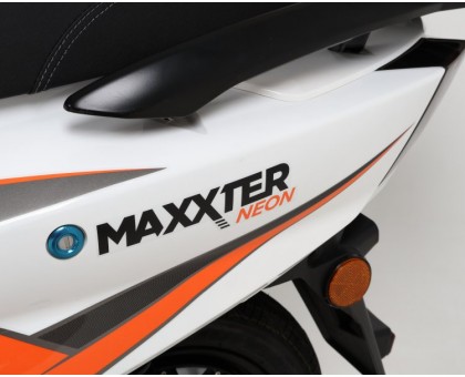 Електроскутер Maxxter NEON (White)